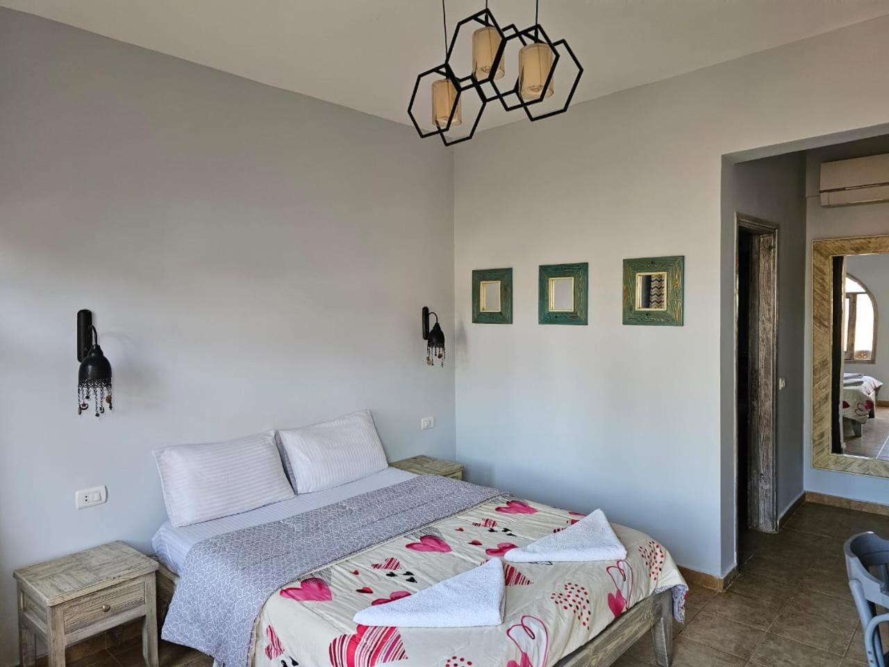 Shams Hotel & Dive Centre Дахаб Экстерьер фото