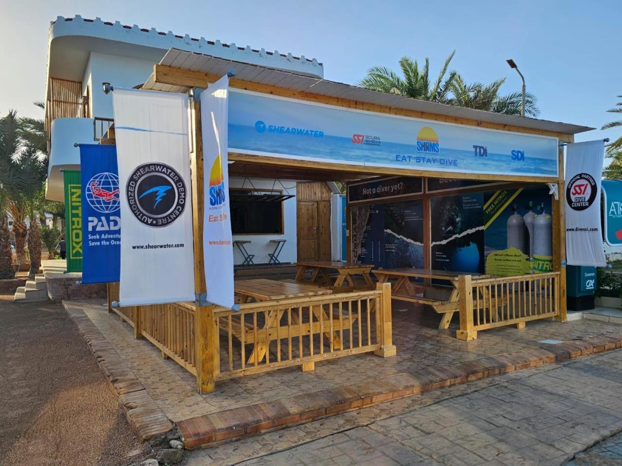 Shams Hotel & Dive Centre Дахаб Экстерьер фото
