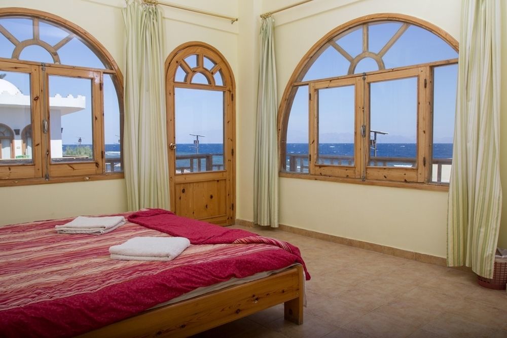 Shams Hotel & Dive Centre Дахаб Экстерьер фото